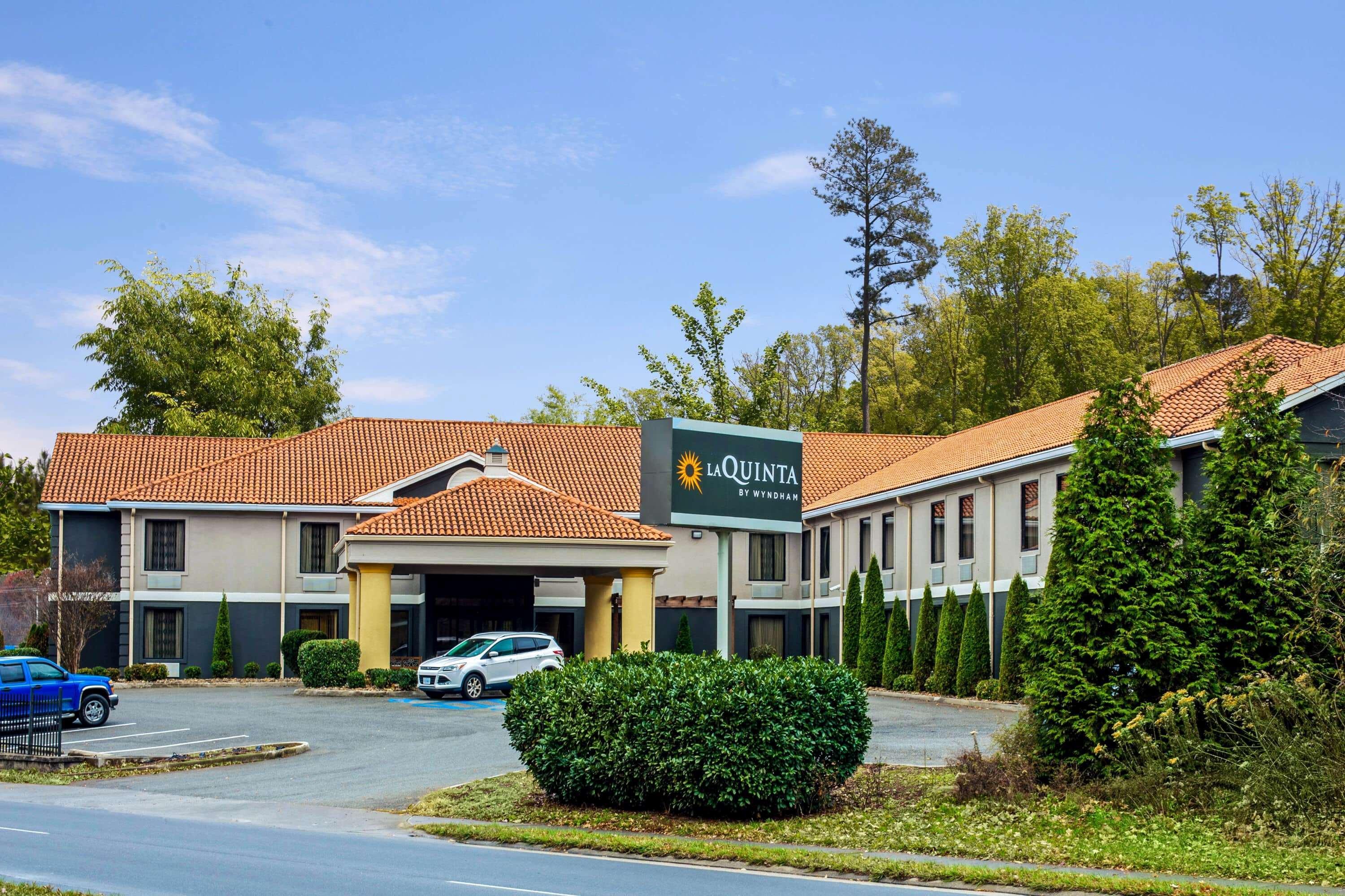La Quinta Inn By Wyndham Radford Exterior foto